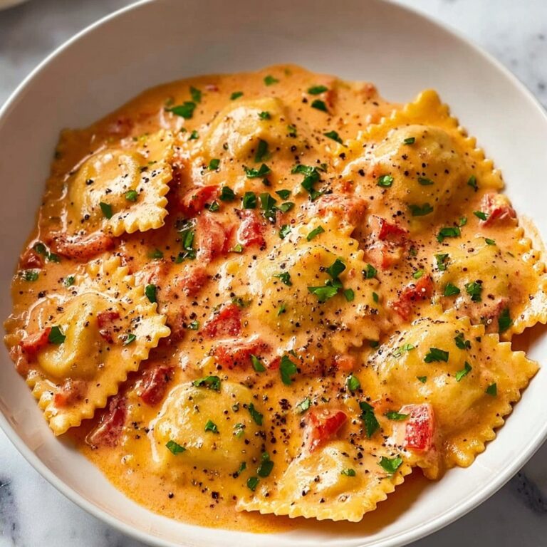 Easy Ravioli with Creamy Tomato and Green Chili Sauce Recipe
