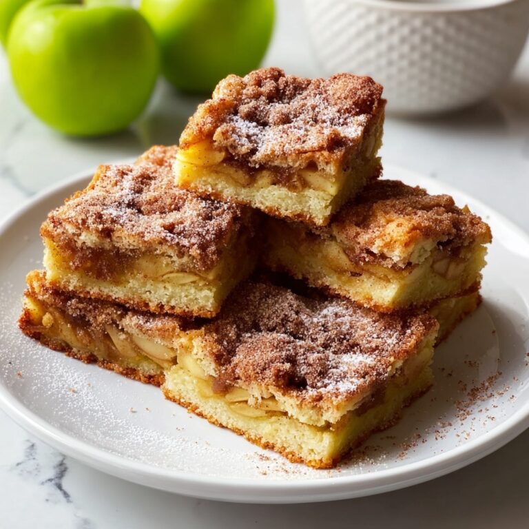Apple Snickerdoodle Bars Recipe