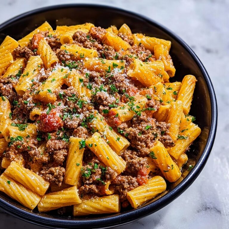 Beef Pasta in a Creamy Garlic Sauce Recipe