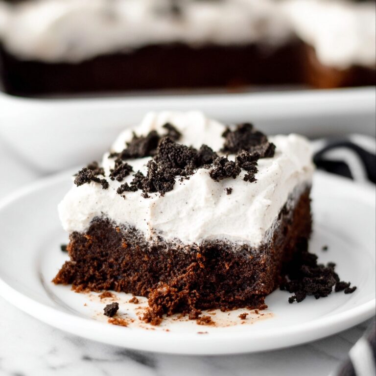 Oreo Pudding Poke Cake Recipe